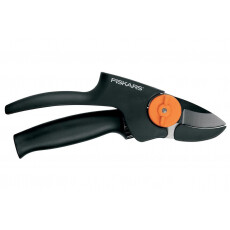 Секатор Fiskars PowerGear (111510)