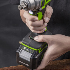 Аккумуляторный гайковерт Greenworks GD24IW400 24В (АКБ 4Ач + ЗУ)