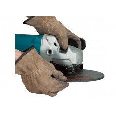 Двуручная углошлифмашина MAKITA GA 7060