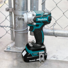 Гайковерт ударный MAKITA DTW 285 Z в кор. + АКЦИЯ (АКБ BL1830 и ЗУ DC18RC)
