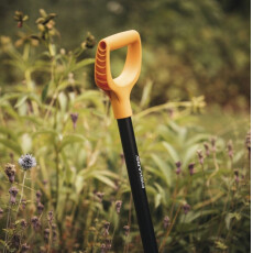 Лопата совковая Solid FISKARS (1267x230мм)