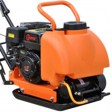 Виброплита SKIPER C60PRO-3 (168F, 6.5л.с., плита 50х37см., 11кН, бак для воды, рез. коврик, колёса)