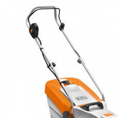 Аккумуляторная газонокосилка Stihl RMA 339, с AK 30 и AL101