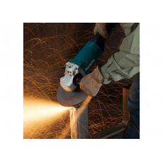 Двуручная углошлифмашина MAKITA GA 7062