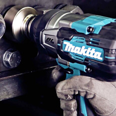 Аккумуляторный ударный гайковерт MAKITA XGT TW 001 GM 201 MAKPAC