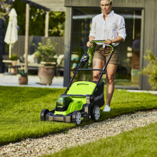 Аккумуляторная газонокосилка Greenworks G24X2LM41K2X 2x24В (в комплекте 2АКБ + Двойное ЗУ)