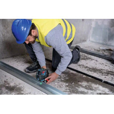 Нивелир лазерный BOSCH GCL 2-50 G (крепление RM 10/штатив BT 150/Коробка)