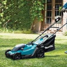 Газонокосилка аккумуляторная MAKITA LXT DLM330RT (АКБ 5Ач + ЗУ)