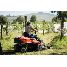 Райдер Husqvarna R 214TC с декой Combi 94 / 3 ножа