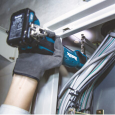 Аккумуляторная угловая дрель-шуруповерт MAKITA DA 332 DZ в кор.
