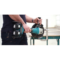 Аккум. двуручная углошлифмашина MAKITA DGA 900 Z в кор.