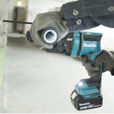 Перфоратор Makita DHR 182Z WJ в кейсе