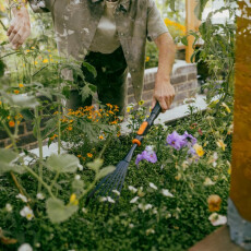 Грабли для цветов FISKARS OneClick