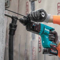 Аккумуляторный перфоратор MAKITA XGT HR 007 GZ в коробке