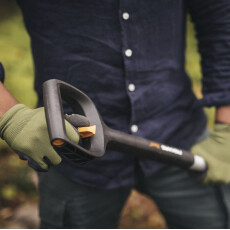 Лопата совковая телескопическая Xact FISKARS (1066734)