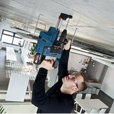 Перфоратор аккумуляторный BOSCH GBH 18V-26 в чем.