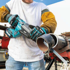 Аккумуляторная сабельная пила MAKITA XGT JR002GZ