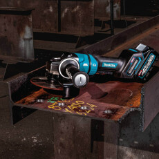 Аккумуляторная углошлифмашина MAKITA XGT GA050GZ в коробке (без АКБ и ЗУ)