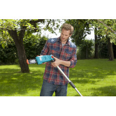 Кусторез электрический телескопический Gardena TCS 720/20