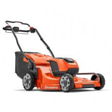 Аккумуляторная газонокосилка Husqvarna LC 353iVX KIT (QC500, BLi300)
