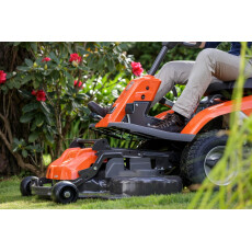 Райдер Husqvarna R 214TC с декой Combi 94 / 3 ножа