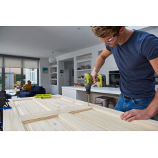 ONE + / Дрель-шуруповерт RYOBI R18DD3-252S