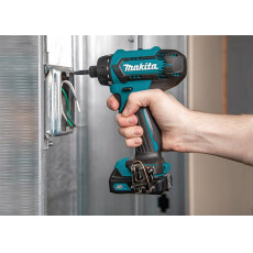 Аккумуляторная дрель-шуруповерт MAKITA DF 033 DWAE