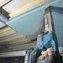 Аккумуляторная магазинный шуруповерт Makita DFR 750 RFE в чем.