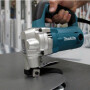 Ножницы листовые MAKITA JS 3201 J в чем.