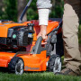 Аккумуляторная газонокосилка Husqvarna LC 353iVX KIT (QC500, BLi300)