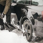 Лопата снеговая автомобильная телескопическая X-series FISKARS (987x280)