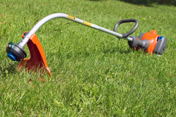 Обзор бензинового триммера Husqvarna 122c