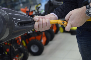 Обзор снегоуборщика STIGA ST 1131 E