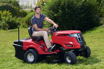 Садовый трактор MTD – незаменимый помощник на большом участке!
