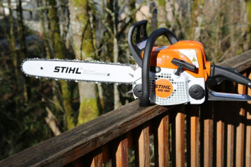 Запуск пилы STIHL