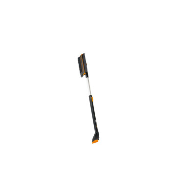 Щетка для снега со скребком телескопическая X-series FISKARS (1078492)