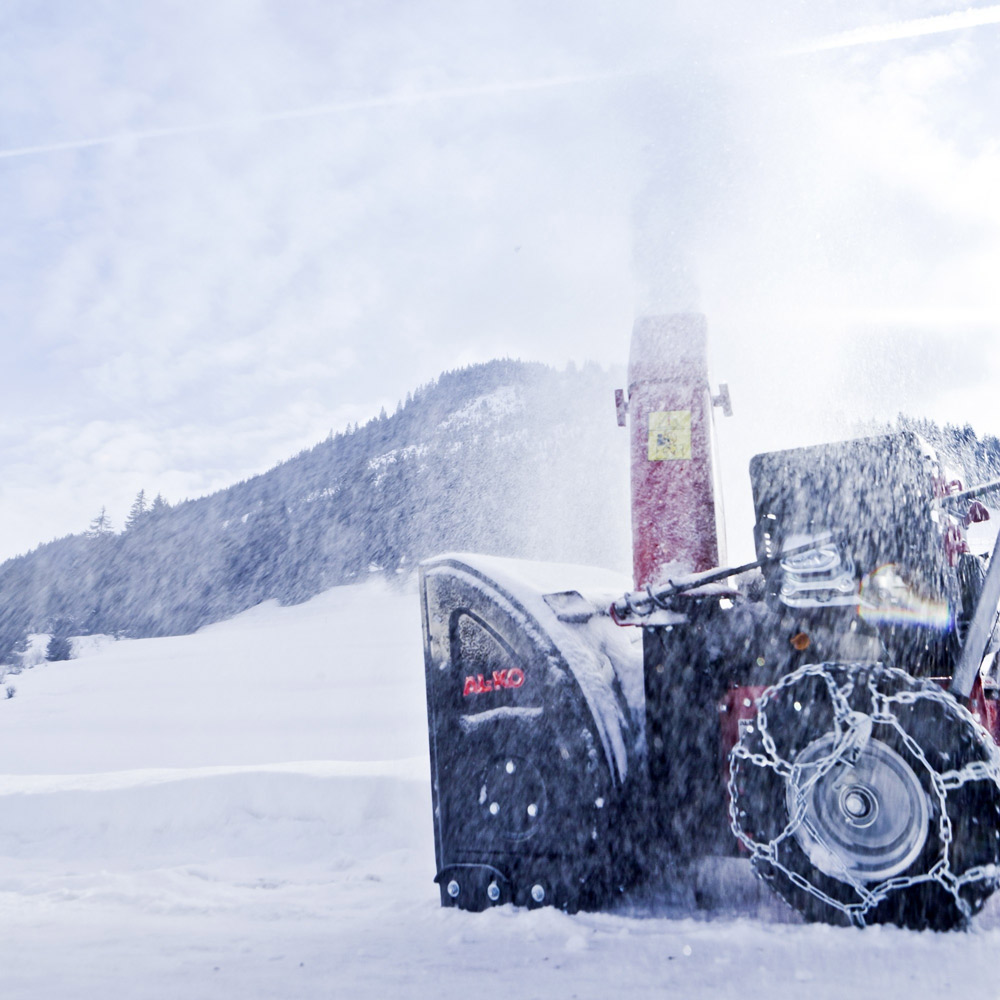 Снегоуборщик бензиновый AL-KO SnowLine 620 E II