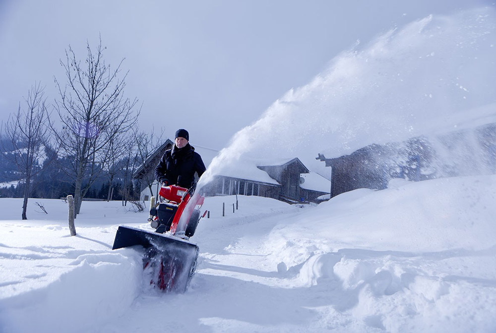 Снегоуборщик бензиновый AL-KO SnowLine 700 E