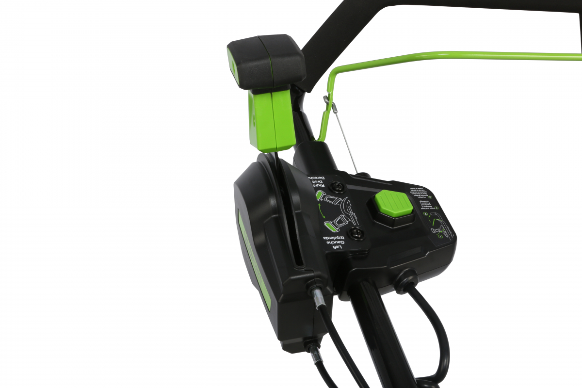 Снегоуборщик аккумуляторный Greenworks GD82STK5
