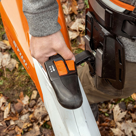 Аккумуляторная воздуходувка STIHL BGA 200 (без АКБ и ЗУ)
