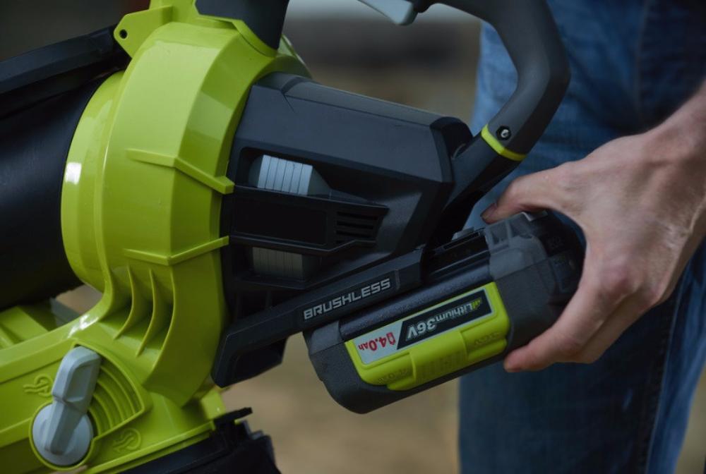 Аккумуляторная воздуходувка Ryobi RBV 36B