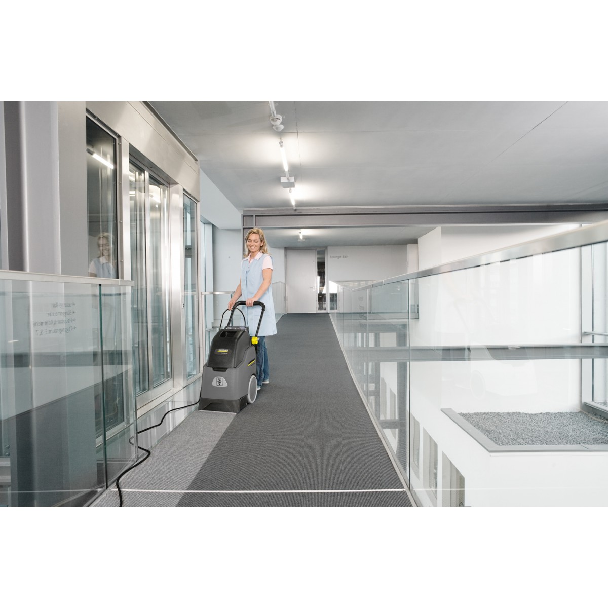Аппарат для чистки ковров Karcher BRC 30/15 C