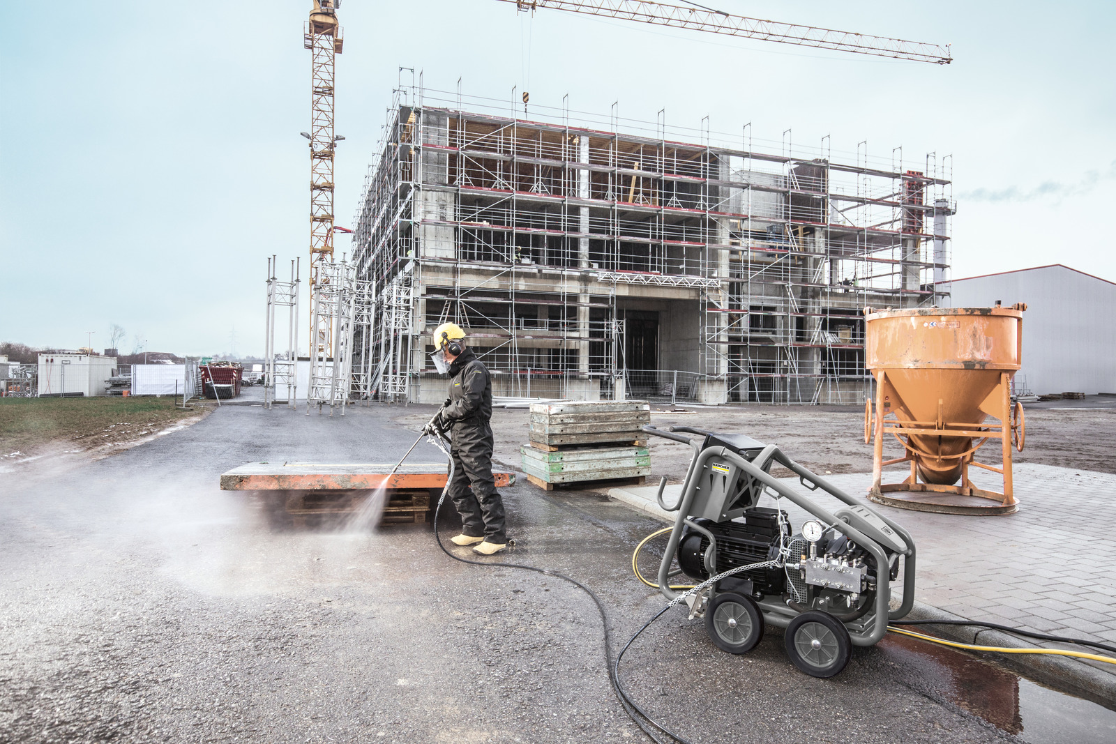 Аппарат сверхвысокого давления Karcher HD 9/100-4 Cage Classic