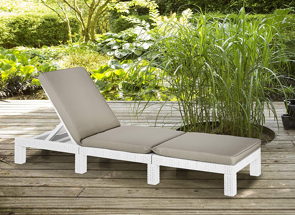 Шезлонг, лежак пластиковый KETER Daytona, белый