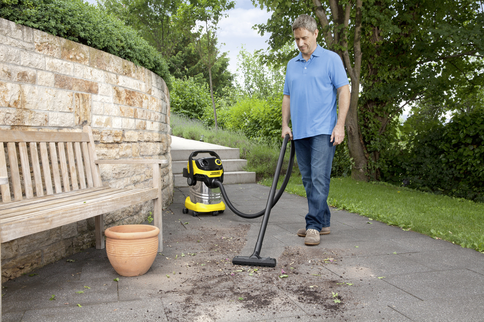 Пылесос сухой и влажной уборки Karcher WD 5 P Premium