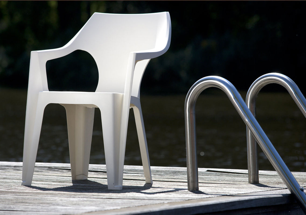 Стул пластиковый Keter Dante Low Back (белый)