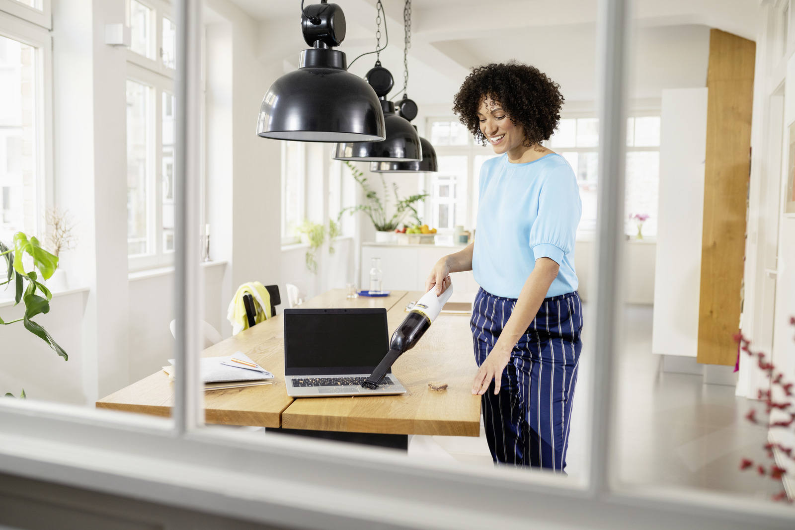 Пылесос ручной Karcher CVH 2