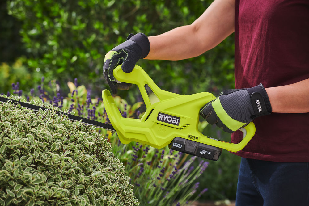 ONE + / Кусторез RYOBI RY18HT40A-113
