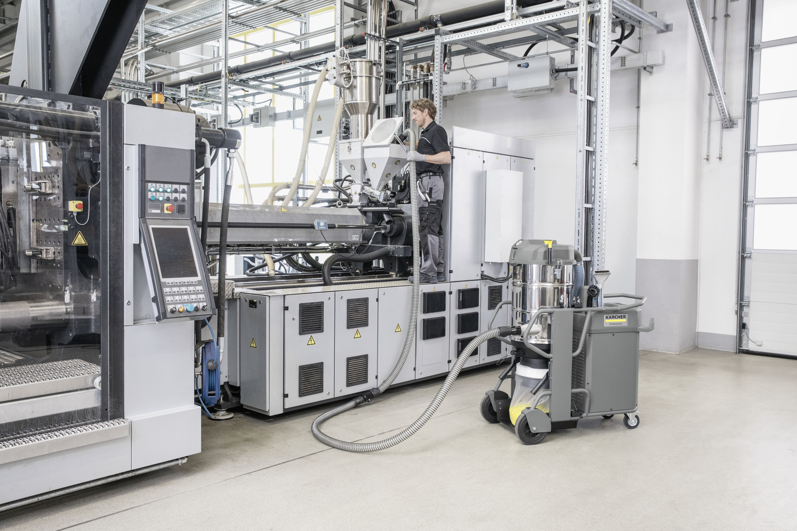 Промышленный пылесос Karcher IVS 100/75 Lp