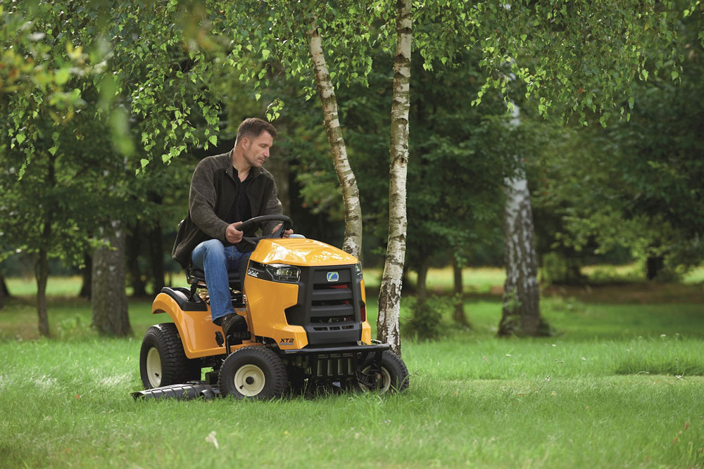 Трактор садовый Cub Cadet XT2 PS 117